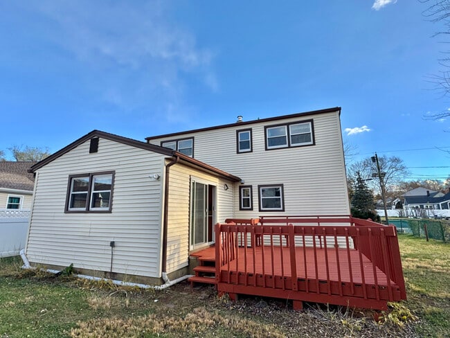 Photo - 3 Seymour Ave