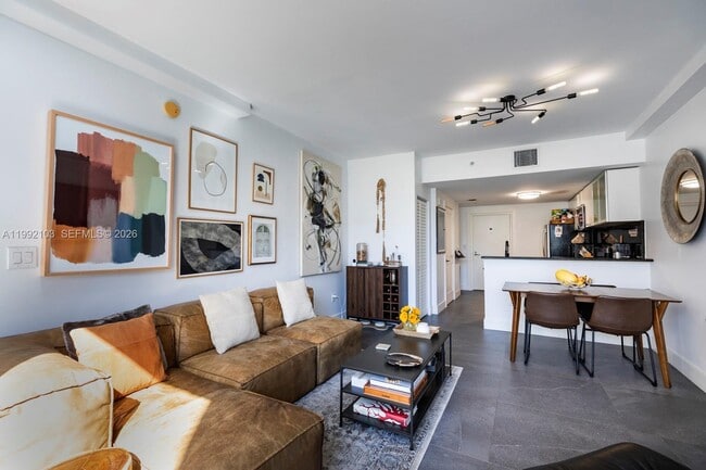 Photo - 3339 Virginia St Unidad 311