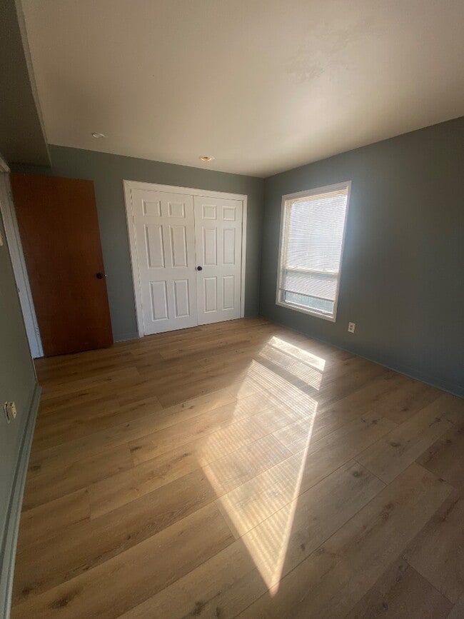 Photo - 3725B Morganford