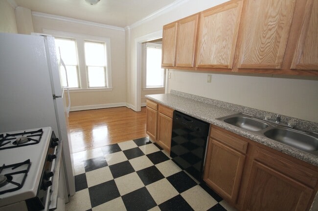 Photo - Stanton Apartments
