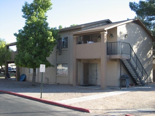 Photo - Amberwood Apartments