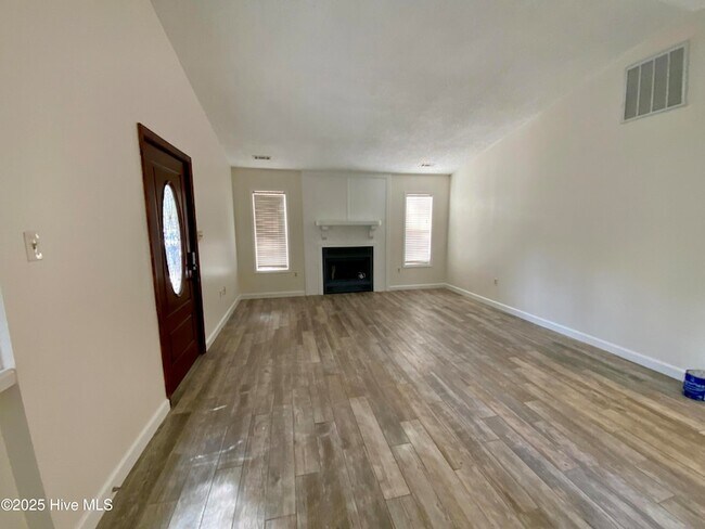 Photo - 314 Stuart Ave