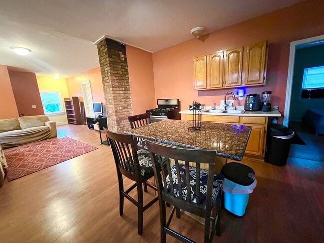 Photo - 206 California Ave Unit 206C-3