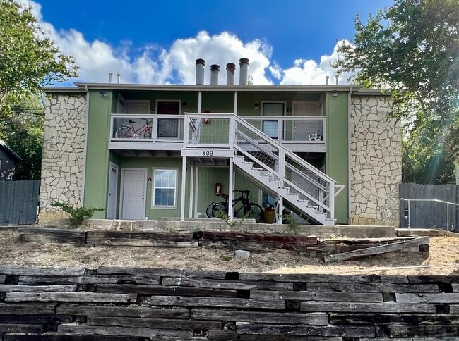 Photo - 809 Bracewood Cir Unit C