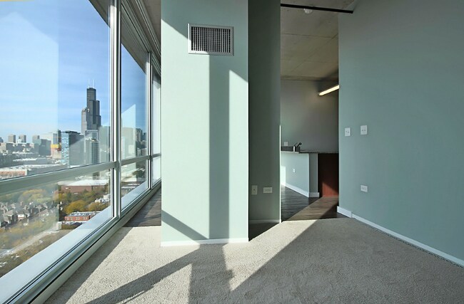 Photo - 1423 S State St