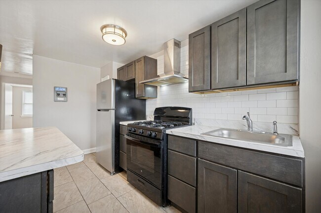 Photo - 6752 Blakemore St Unit B2