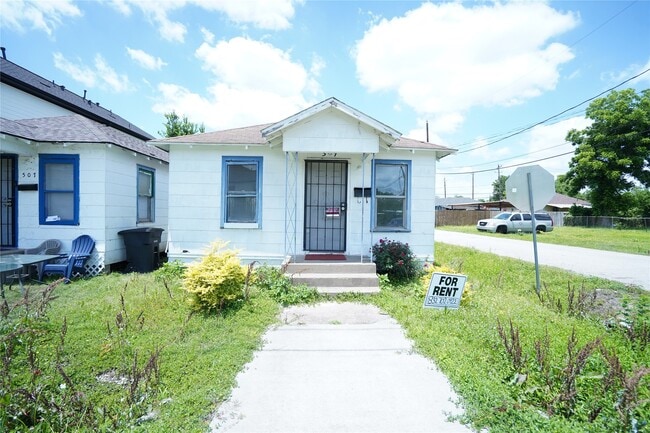 Building Photo - 509 Nimrod St Rental