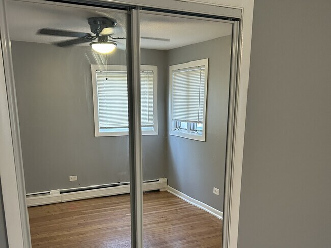 Photo - 14047 S Tracy Ave Unidad 2B