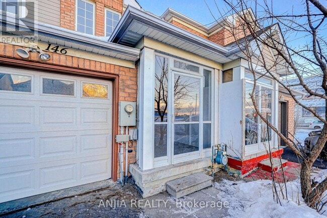 Photo - 146 Billingsley Crescent