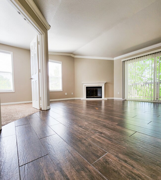 Building Photo - Lake Forest at El Dorado Hills Rental