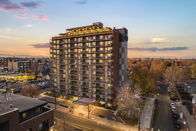 Building Photo - Julian32 at Highlands Square Rental