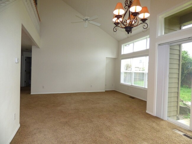 Photo - 3 Bed 2 bath home in North Salem!