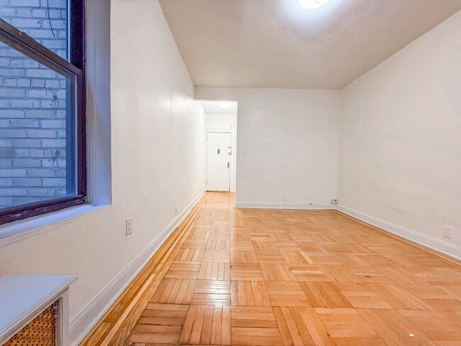 Photo - 106 Fort Washington Ave Unidad 2J