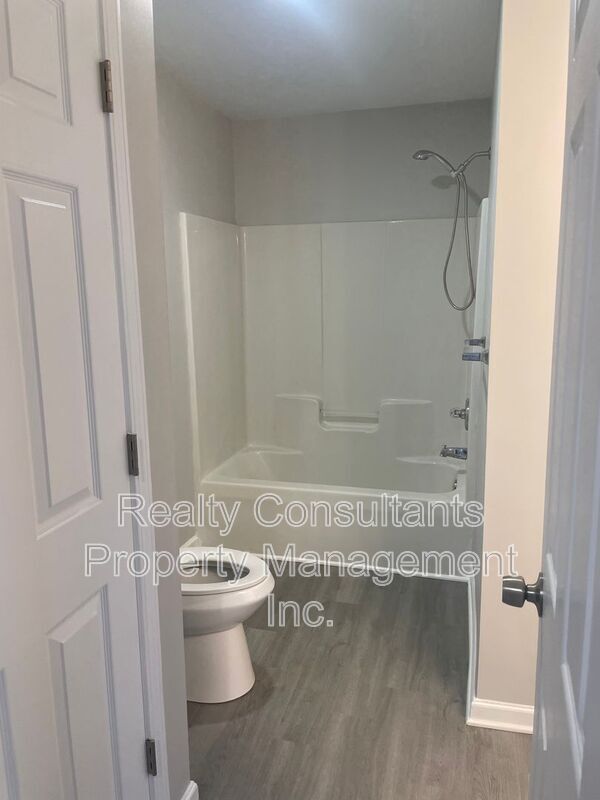 Photo - 4430 Faraday St