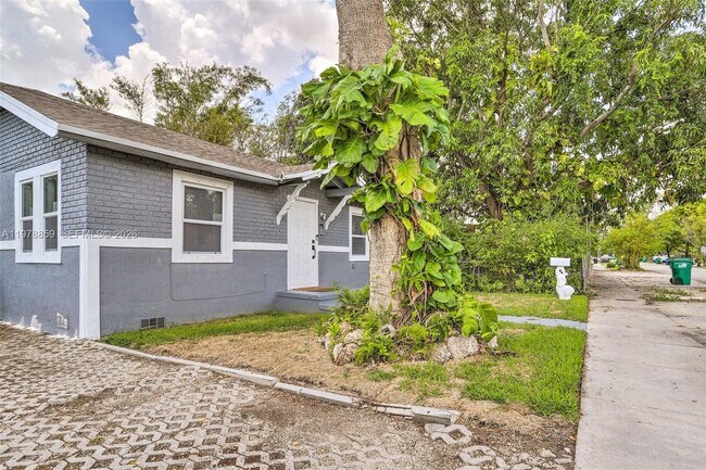 Photo - 1920 NW 47th St