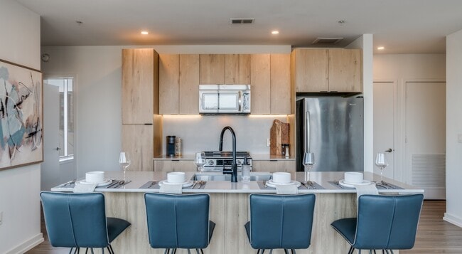 3700M