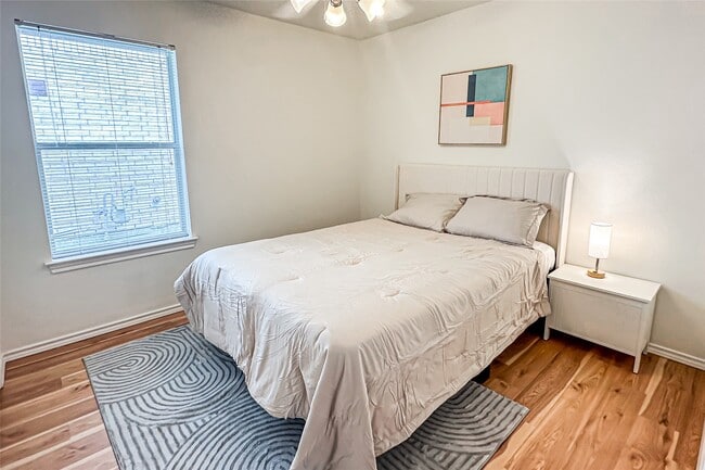 Photo - 12426 Gershwin Oak St