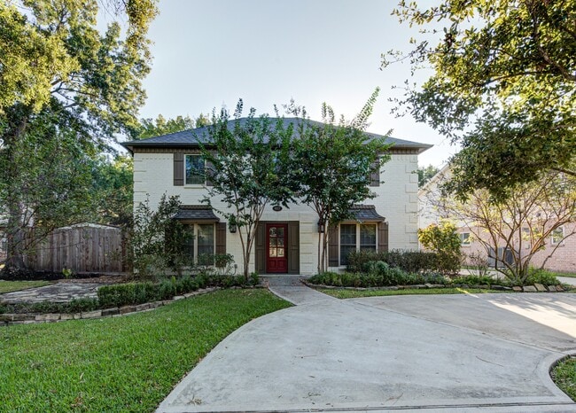 Building Photo - 607 Ellingham Dr