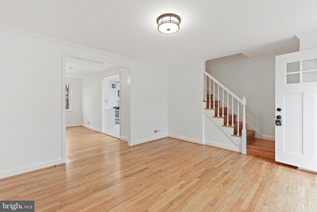 Photo - 1667 Hardwick Rd