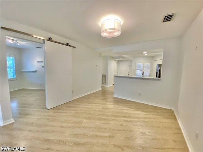 Photo - 1096 Woodshire Ln Unidad C212
