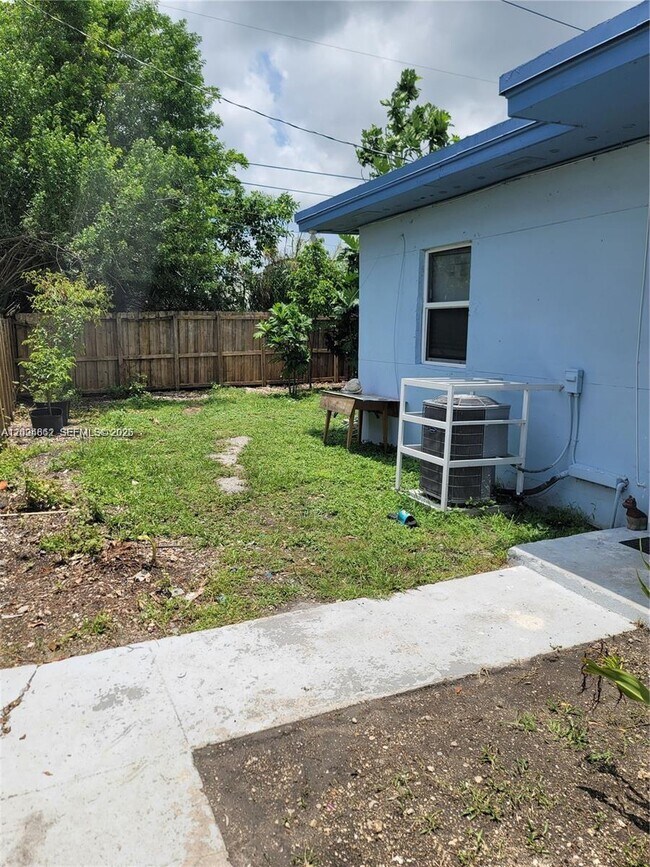 Photo - 22300 SW 117th Ave Unit 4