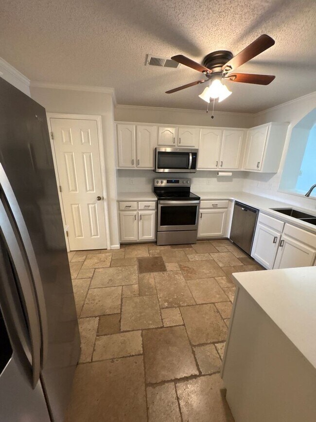 Photo - Beautiful 3 Bedroom 2 full bathroom home in Collierville