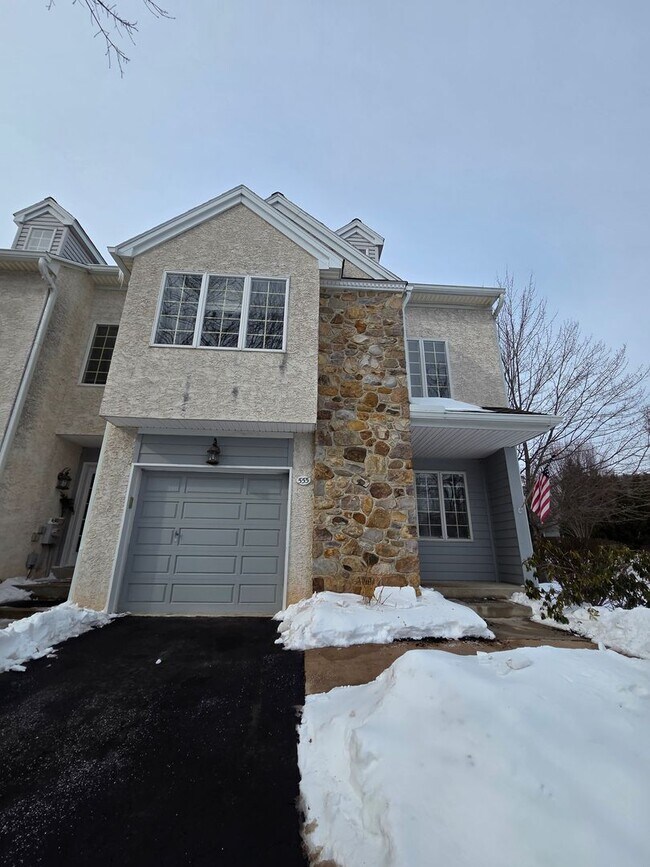 Photo - Beautiful Home Available in Evian!