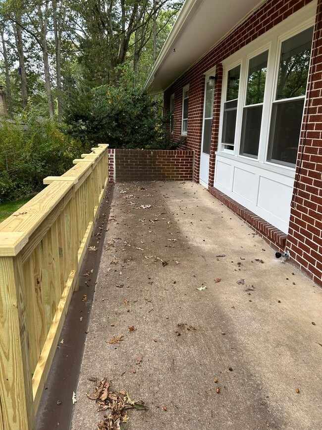 Photo - Charming 3 Bedroom Brick Ranch in Park Forest