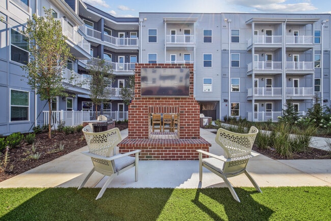 The Lacy at South Main apartments — community photo
