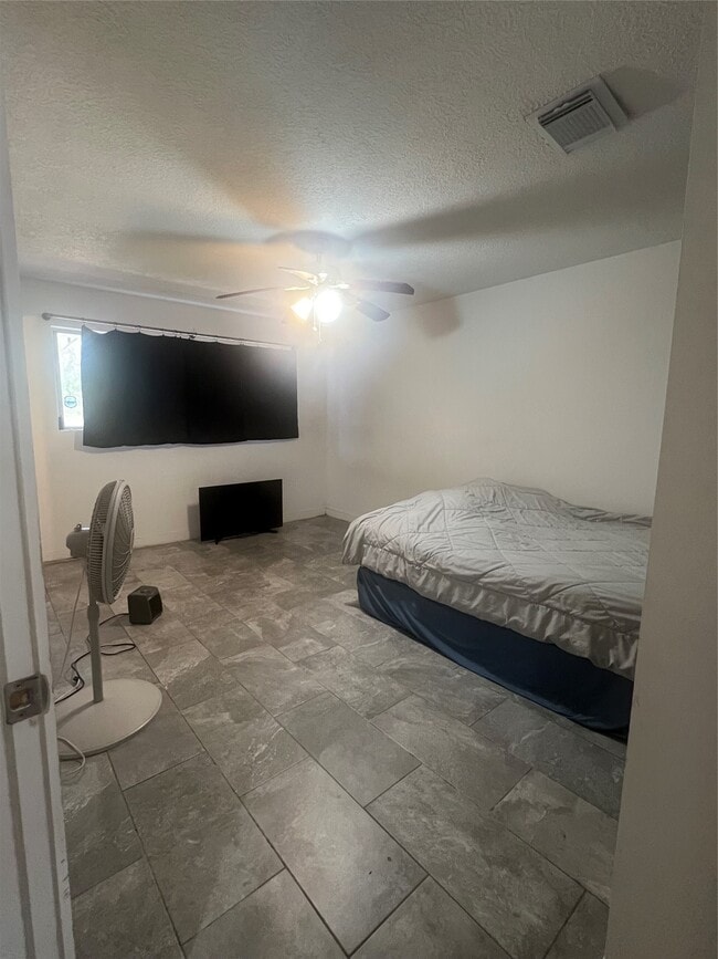 Photo - 10515 Sagewind Dr