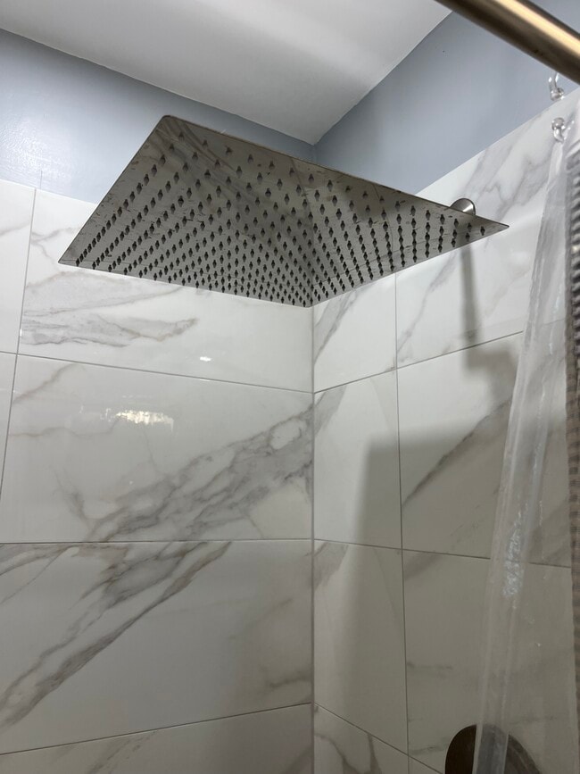 Photo - 2300 NE 11th Ave Unit Large single private room