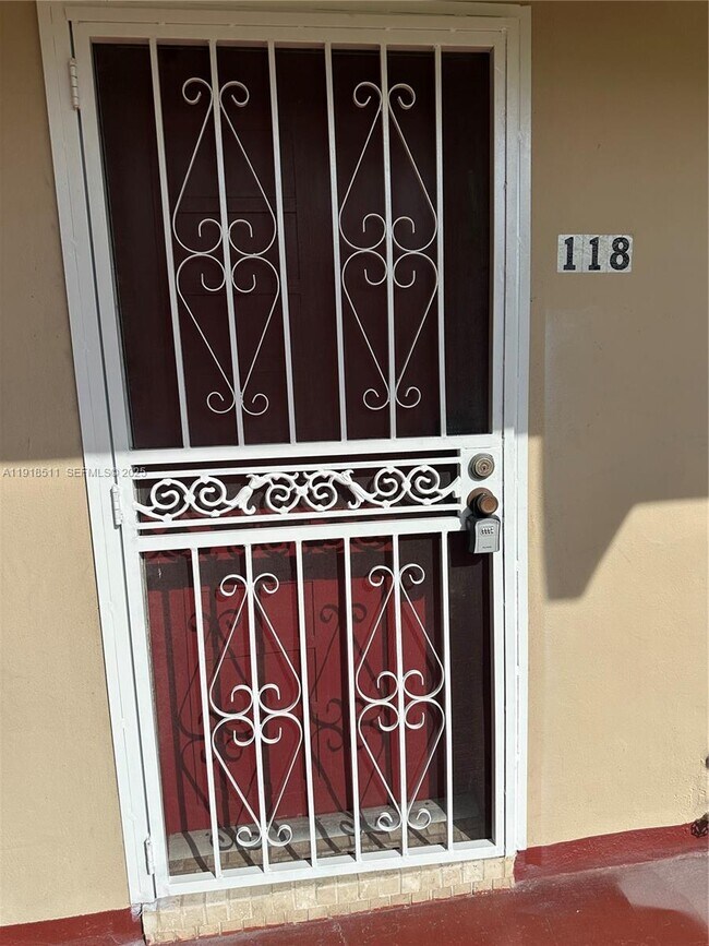 Photo - 1501 NE 191st St Unit C118