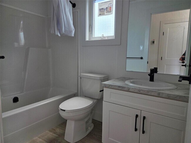Photo - 125 Prairie Oak Dr