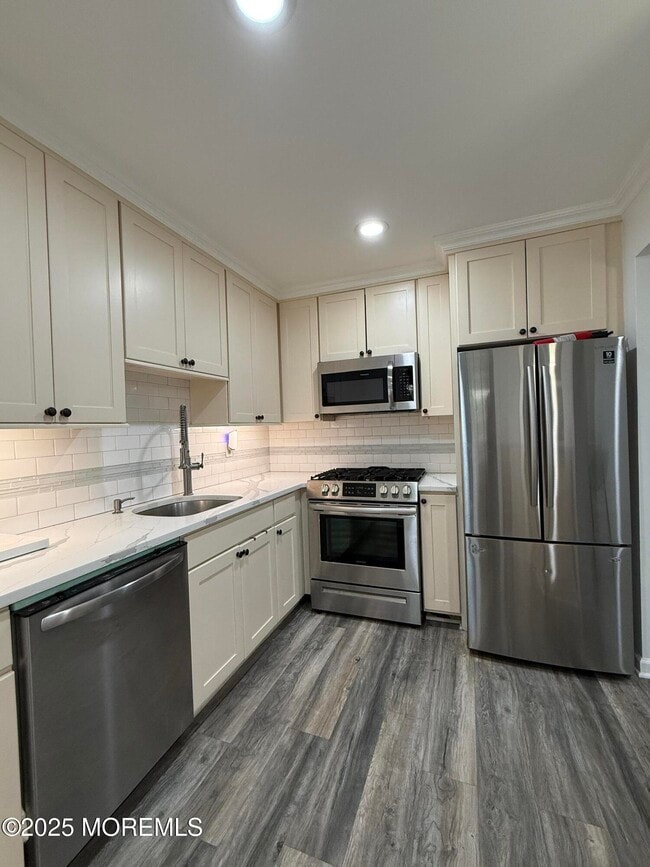 Photo - 704 Violet Ln