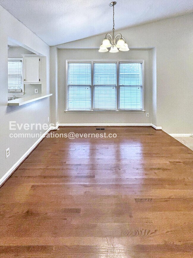 Photo - 4508 Timberhurst Dr