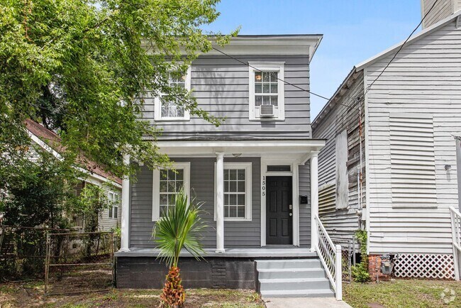 Building Photo - 1505 Reynolds St Unit House