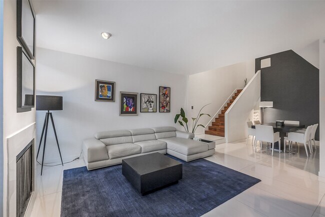 Photo - 1112 Bering Dr Unit 64