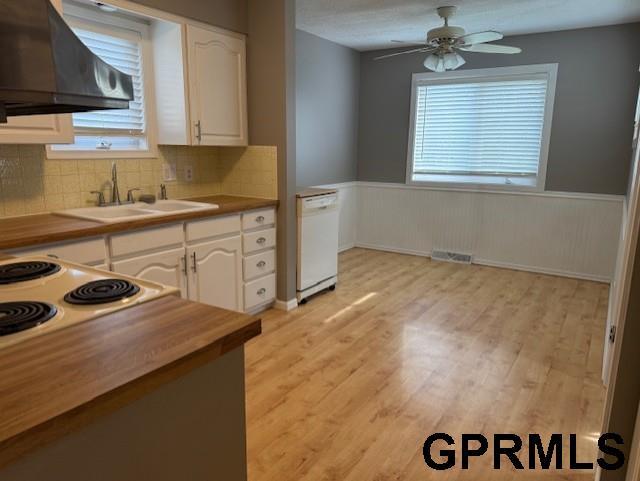 Photo - 7555 Charles St