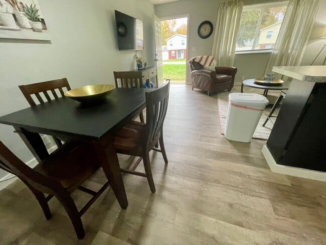 Photo - Western Hills Apartments