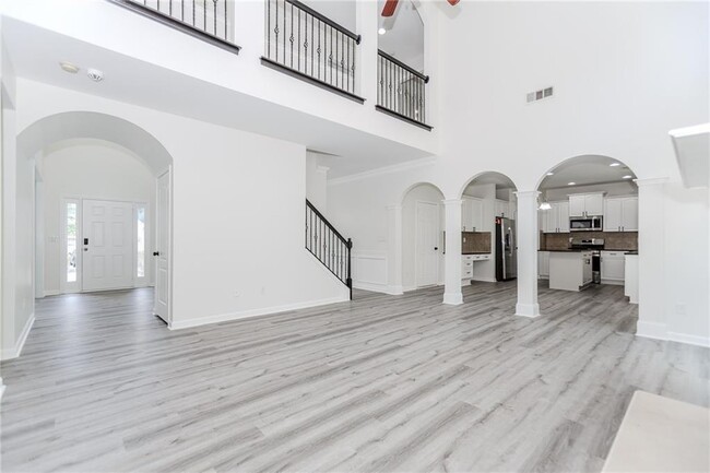 Photo - 2023 Jameson Cir NE