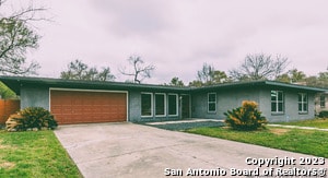 Building Photo - 139 Knibbe Ave Rental