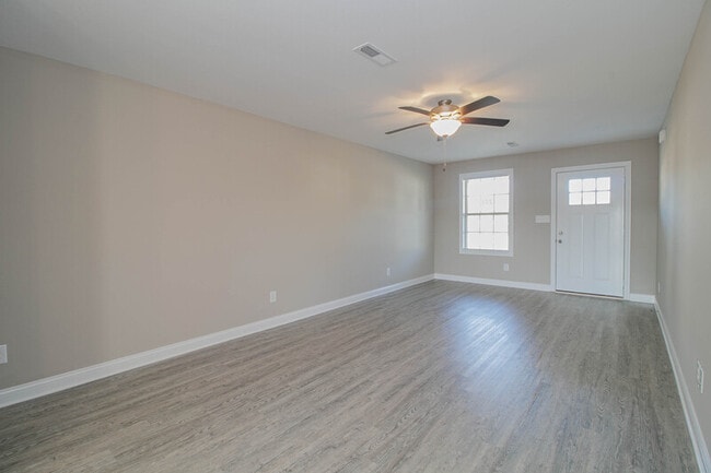 Photo - 4007 Ft Sumter Dr