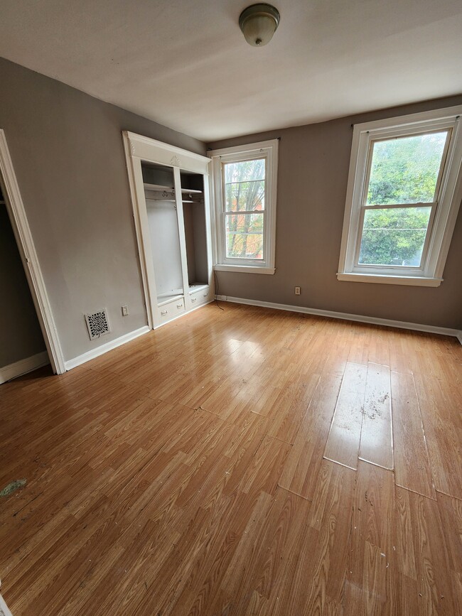 Photo - 2530 W Gordon St