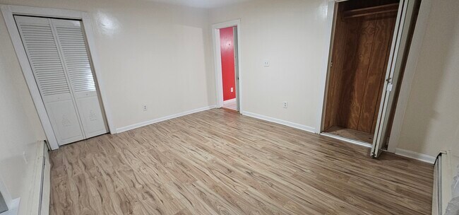 Photo - 57-59 Edwards Ct Unidad 3