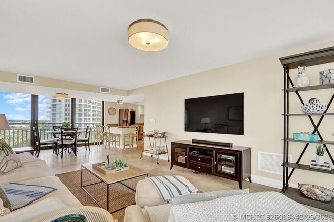 3000 N Ocean Dr Unit 7h