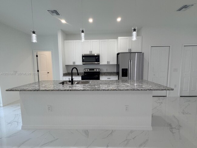 Photo - 2706 72nd St W