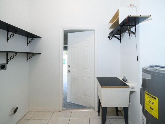 Photo - 14186 SW 32nd St