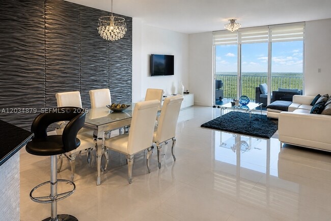 Photo - 14951 Royal Oaks Ln Unit 1601