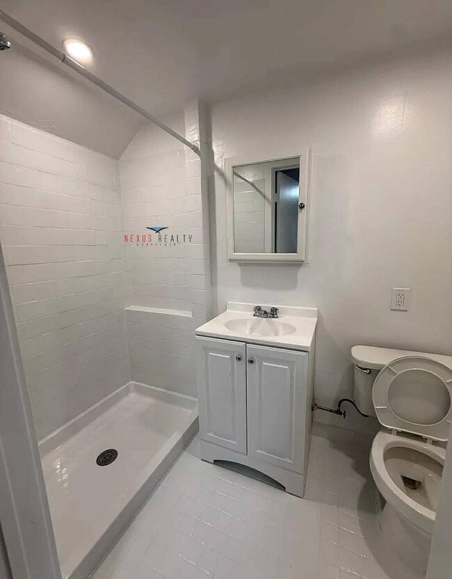 Photo - 73-09 21st Ave