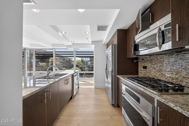 Photo - 7131 E Rancho Vista Dr Unidad 6001